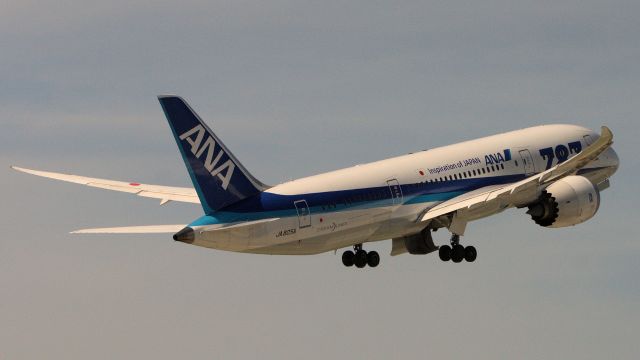 Boeing 787-8 (JA805A)