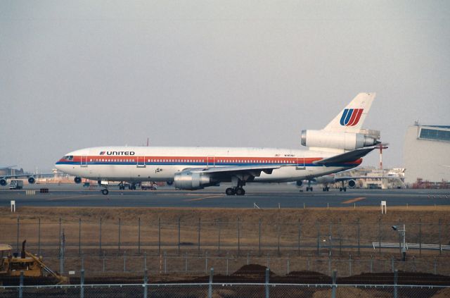 McDonnell Douglas DC-10 (N1854U) - Departure at Narita Intl Airport Rwy34 on 1989/01/16