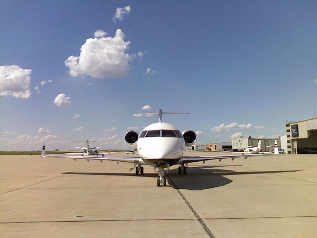 Canadair Challenger (N511DD)