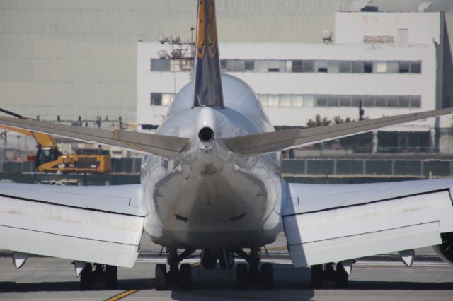 BOEING 747-8 (D-ABYF)