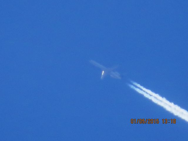 Embraer EMB-145XR (N17115) - Express Jet fight 4317 from DEN to HSV over Northeastern Oklahoma at 37,000 feet.