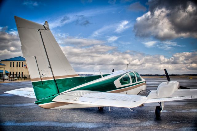 Beechcraft 55 Baron (N3590A)