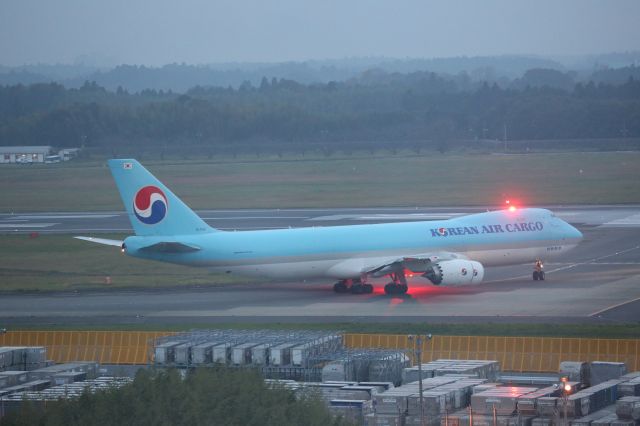 BOEING 747-8 (HL7610)