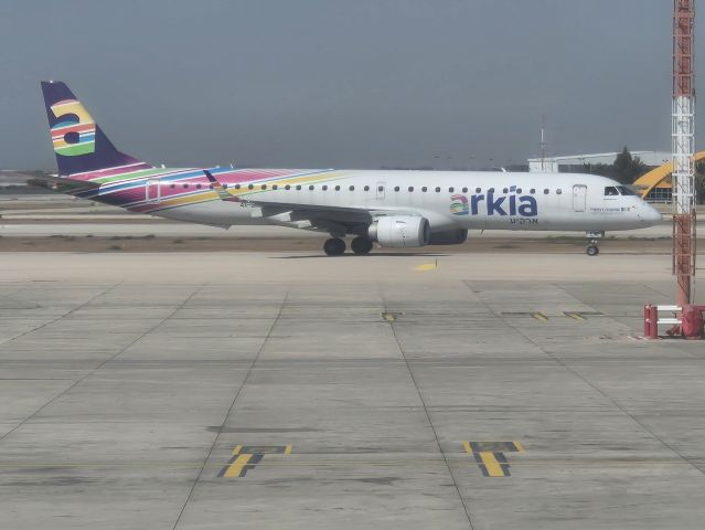 EMBRAER 195 (4X-EMF)