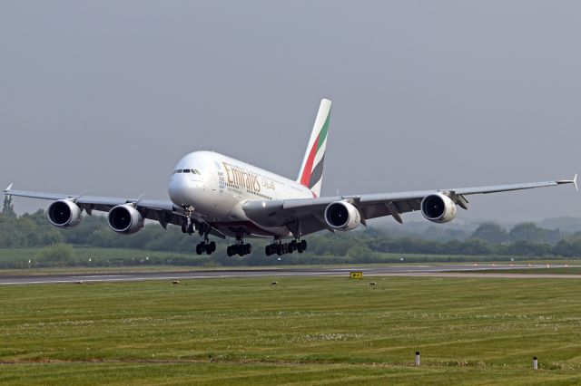 Airbus A380-800 (A6-EOS) - Vortices from the nacelle strakes as UAE19 reaches for the runway.