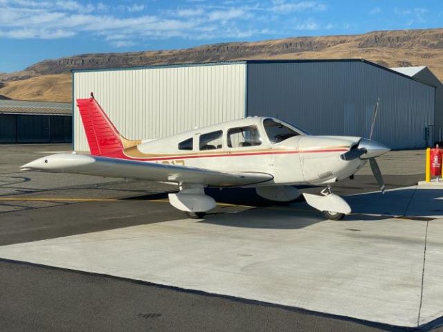 Piper Cherokee (N44617)