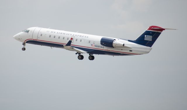 Canadair Regional Jet CRJ-200 (N889AS) - 07/16/2013