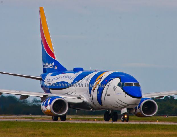 Boeing 737-700 (N946WN)