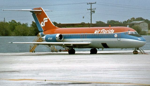 Douglas DC-9-10 (N75AF) - scanned from postcard