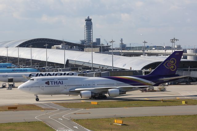 Boeing 747-400 (HS-TGM)
