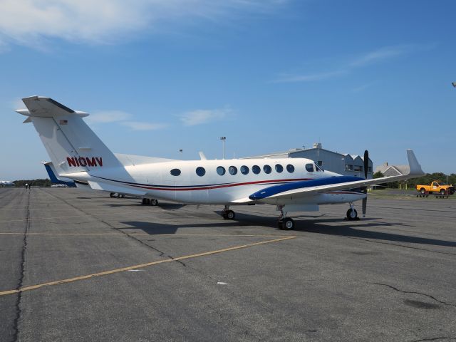 Beechcraft Super King Air 300 (N10MV) - The 350 is the best of all King Air. Requires a type rating. No location as per request of the aircraft owner.