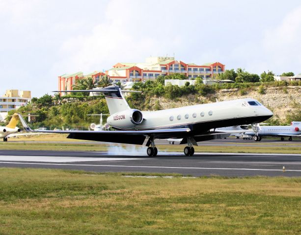 Gulfstream Aerospace Gulfstream V (N950CM)