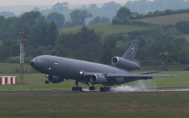 85-0027 — - mcguire kc-10a 85-0027 landing at shannon 8/6/16.