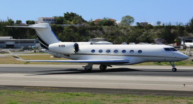 GULFSTREAM AEROSPACE G-7 Gulfstream G600 (N1BN)