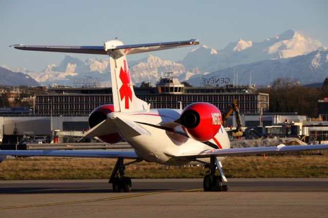 Learjet 35 (N81GJ)