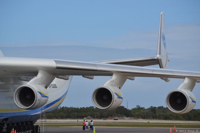 Antonov An-225 Mriya (ADB272F)