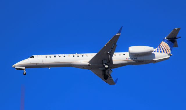 Embraer EMB-145XR (N24103) - Inbound from CMH -- ASQ4295