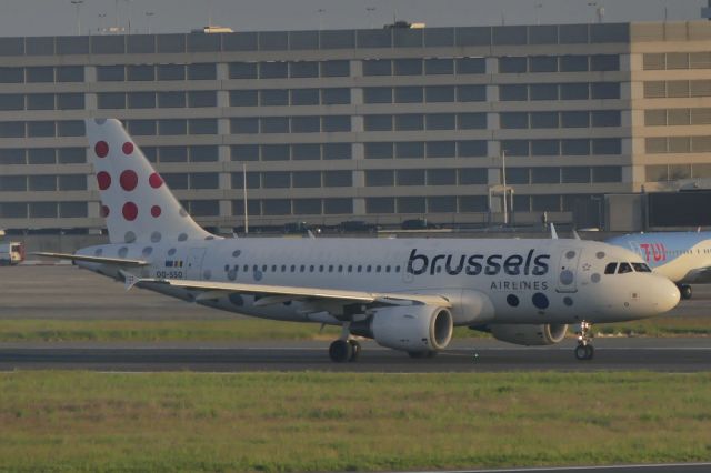 Airbus A319 (OO-SSO)