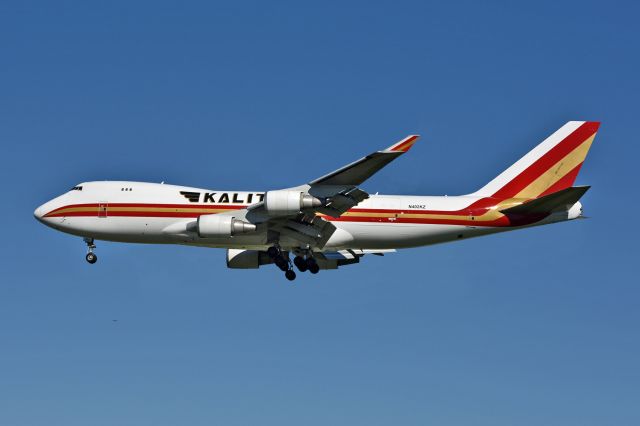 Boeing 747-400 (N402KZ)