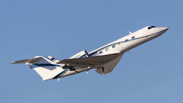 Dassault Falcon 20 (N333EC)