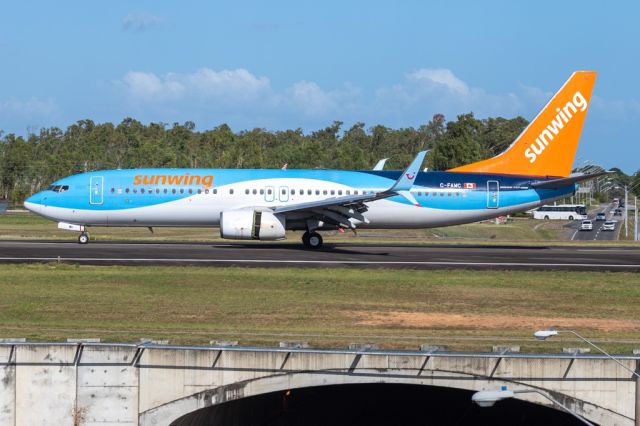 Boeing 737 MAX 8 (C-FAWC)