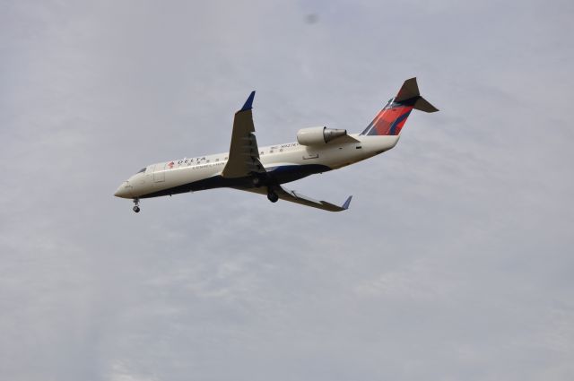 Canadair Regional Jet CRJ-200 (N927EV)