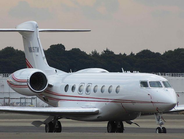 Gulfstream Aerospace Gulfstream G650 (N805TM) - I took this picture on Mar 18. 2018.