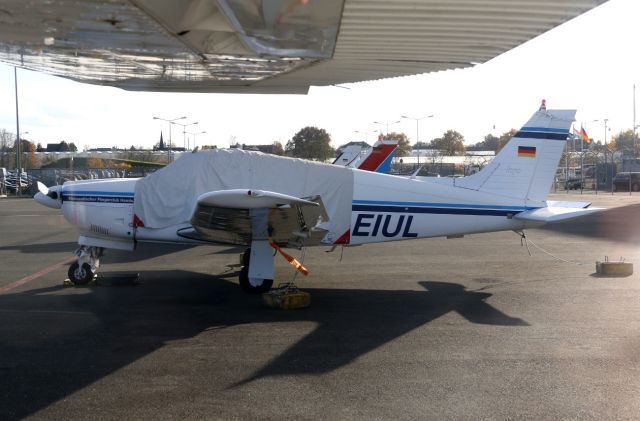 Piper Cherokee Arrow (D-EIUL)