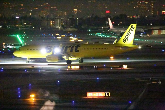 Airbus A321 (N658NK)