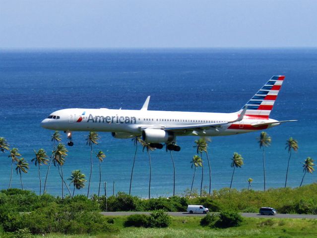 Boeing 757-200 (N197AN)