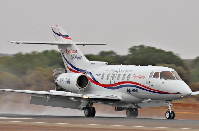 Hawker 800 (VH-RIO)