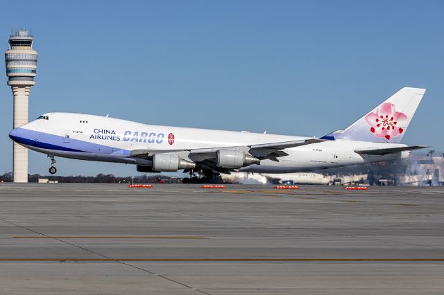 Boeing 747-400 (B-18706)