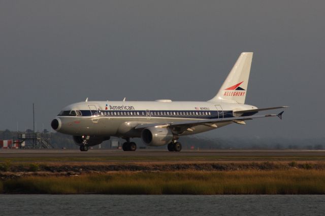 Airbus A319 (N745VJ)