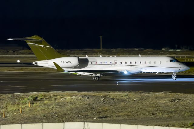 Bombardier Global Express (LX-JNC) - Tenerife Sur - Reina Sofia (TFS / GCTS) - Spainbr /br /Photo taken: November 26, 2023br /br /Operator: Luxaviationbr /Type: Bombardier BD-700-1A10 Global Express XRSbr /Registration: LX-JNCbr /Serial: 9237