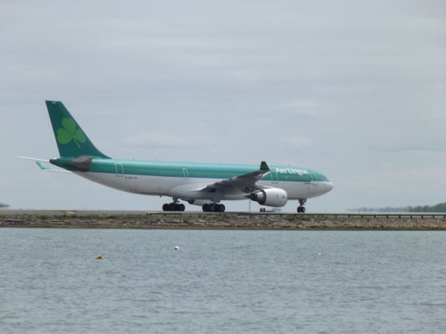 Airbus A330-200 (EI-DUO)