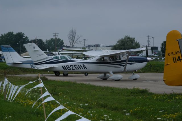 Cessna Skylane (N625HA)