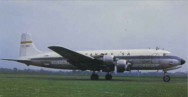 Douglas DC-6 (EC-BBK) - scanned from postcardbr /Spantax