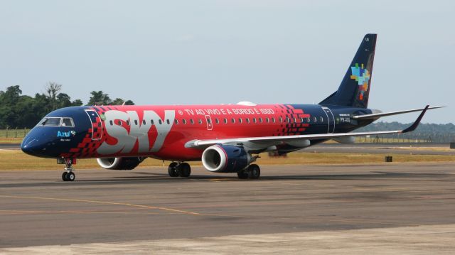 Embraer ERJ-190 (PR-AUQ)