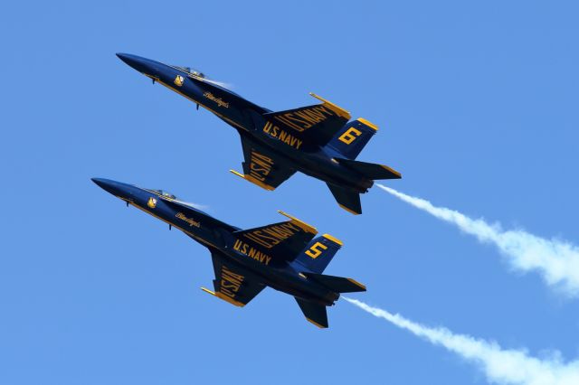 McDonnell Douglas FA-18 Hornet (16-5540) - 30/04/2022: Blue Angels at the 2022 Vero Beach Airshow.