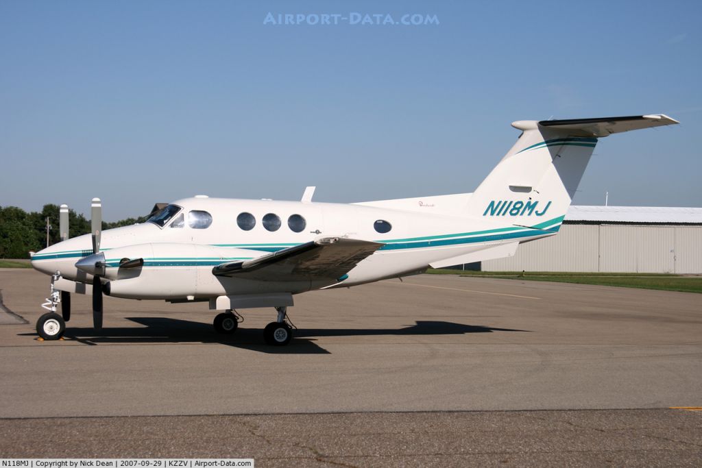 Beechcraft King Air F90 (N118MJ)