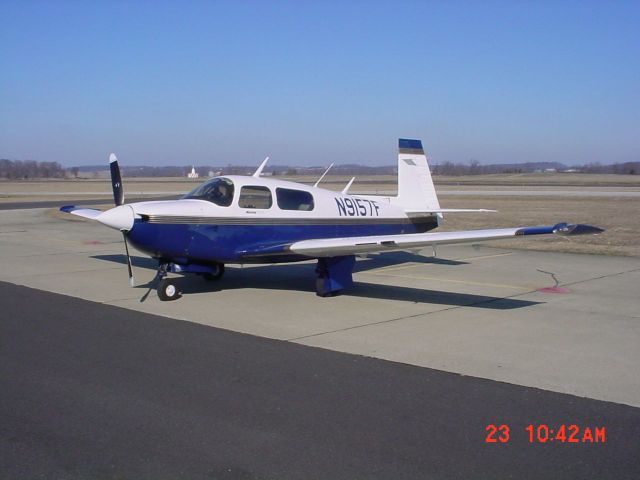 Mooney M-20 (N9157F) - Parked on ramp 2/23/09...