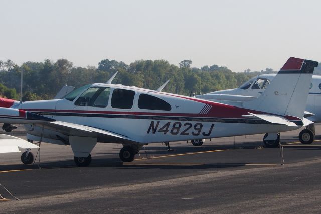 Beechcraft Bonanza (33) (N4829J)