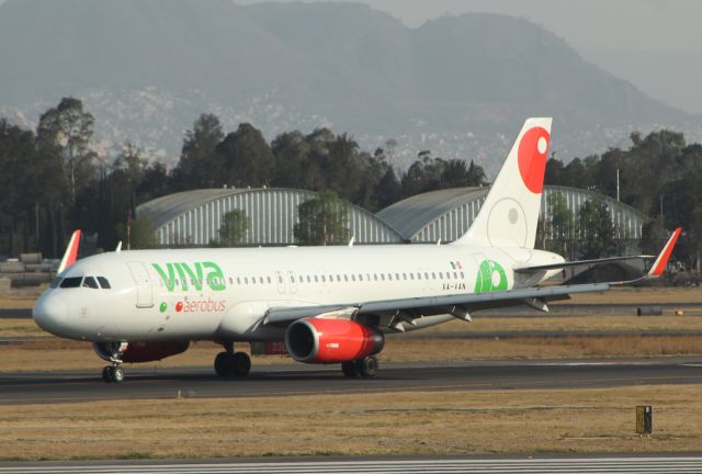 Airbus A320 (XA-VAN) - Viva Aerobus / Airbus A320-232 /  MSN 6857 / XA-VAN / MMMX 03/2023