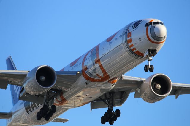 BOEING 777-300ER (JA789A) - ANA STAR WARS