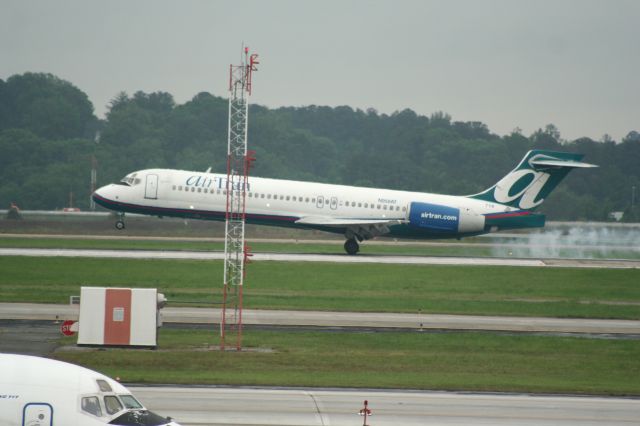 Boeing 717-200 (N958AT)