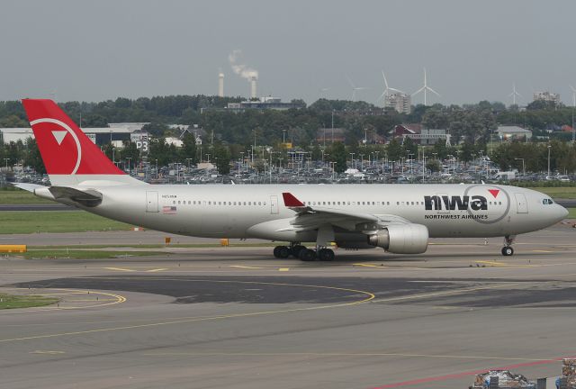 Airbus A330 (N854NW)