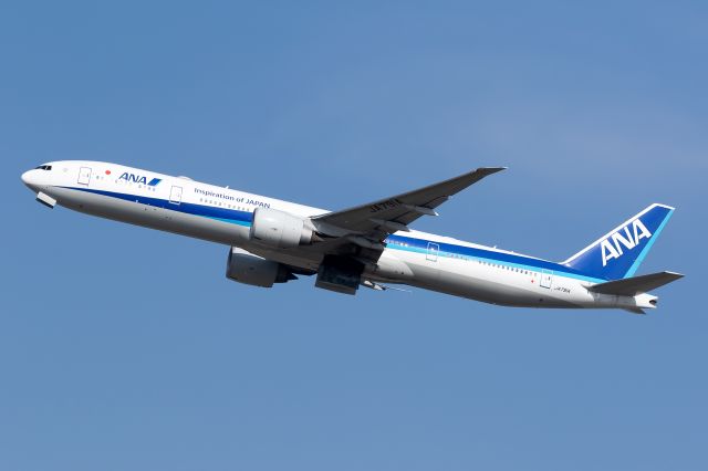 Boeing 777-200 (JA791A)