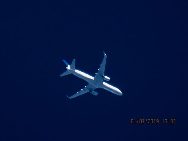 Boeing 757-200 (N48127)