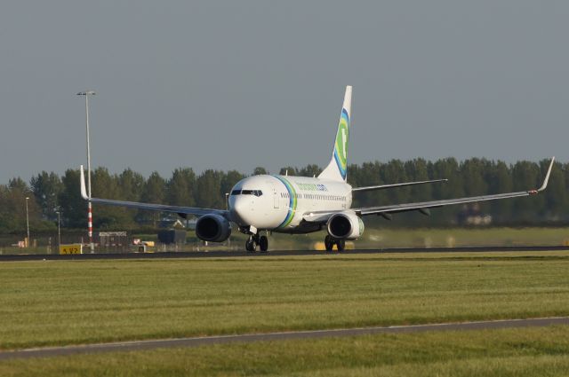 Boeing 737-700 (PH-XRX)