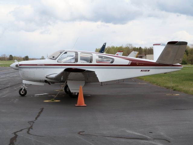 Beechcraft Bonanza (36) (N35EW) - A very nice Bonanza.